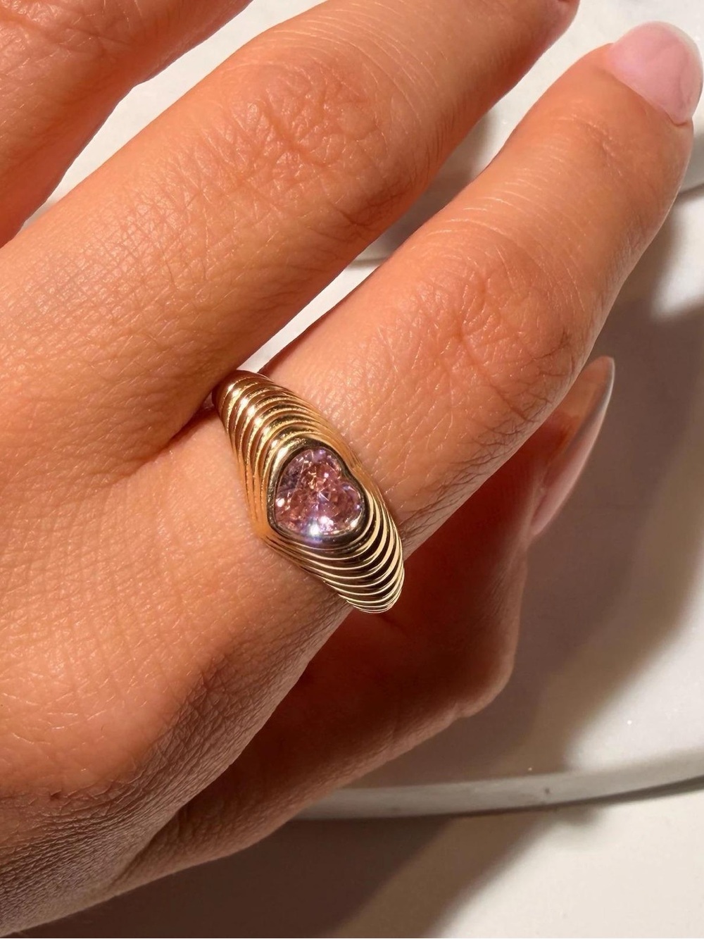 14K Real Solid Yellow Gold Ribbed Pink Cubic Zirconia Heart Ring Size 7